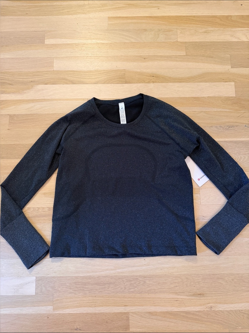 NWT Lulu Swiftly Tech 2.0 Race Sparkle Long-Sleeve Crewneck